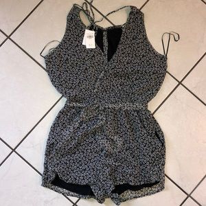 Abercrombie & Fitch - flowered romper